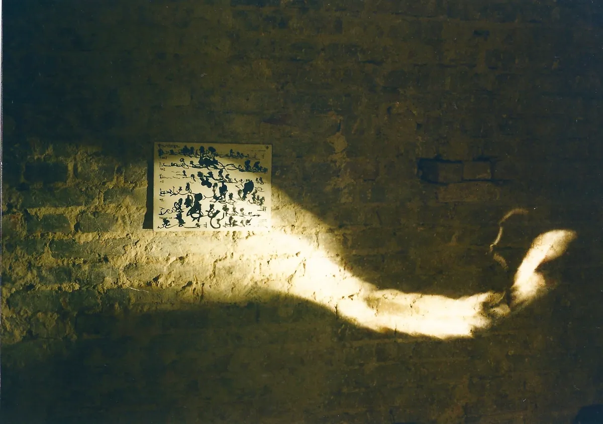 Arbeit aus der Installation „Blaue Weise“ von Andre Willi, Bild 1 von 1