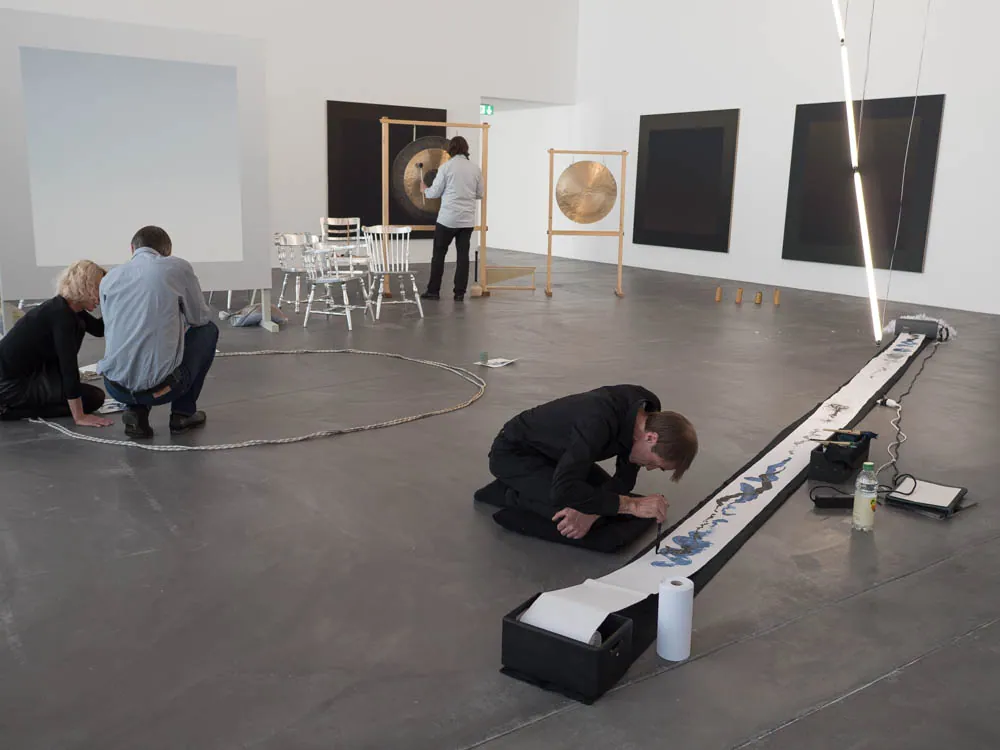 Arbeit aus der Performance „Experiment Spiritualität“ von Andre Willi, Bild 4 von 5