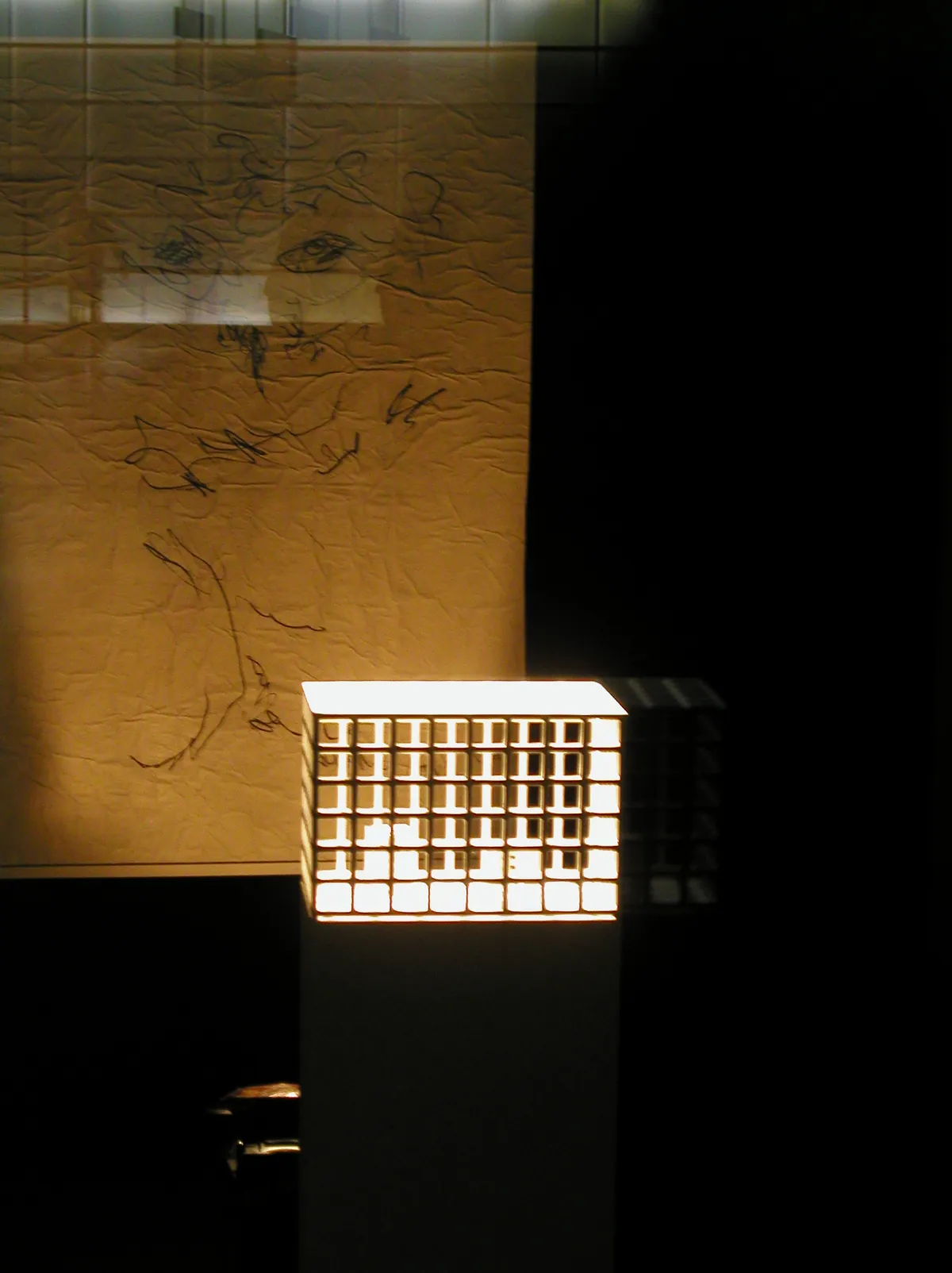 Die Eulen im Käfig, aus der Installation „Schneeeulen“ von Andre Willi